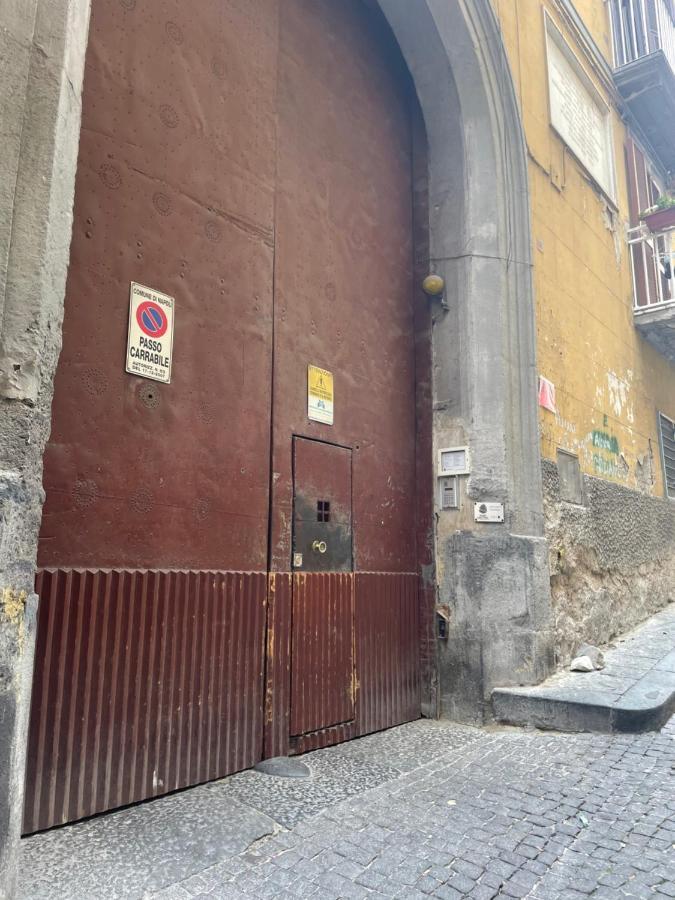 Ferienwohnung Spaccanapoli Top, Your House In The Old Town Exterior foto